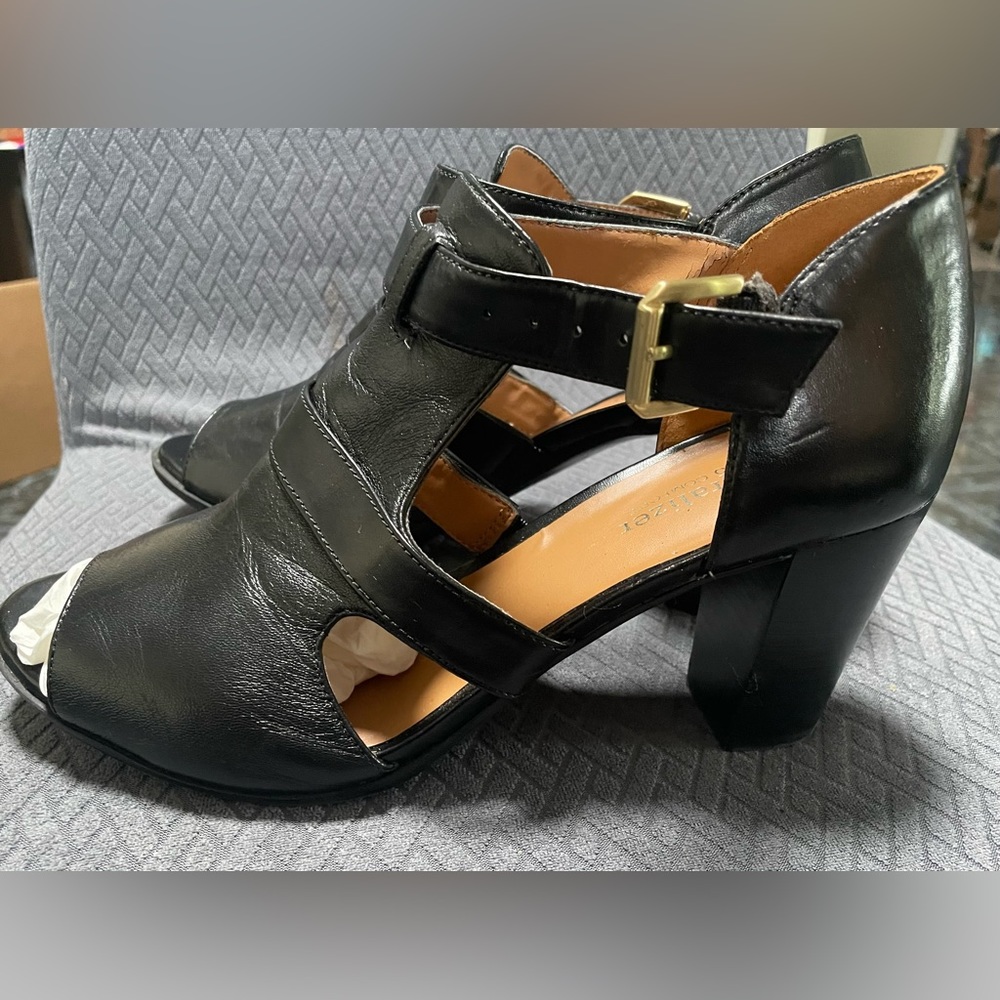 Black Naturalizer N5 comfort shoes